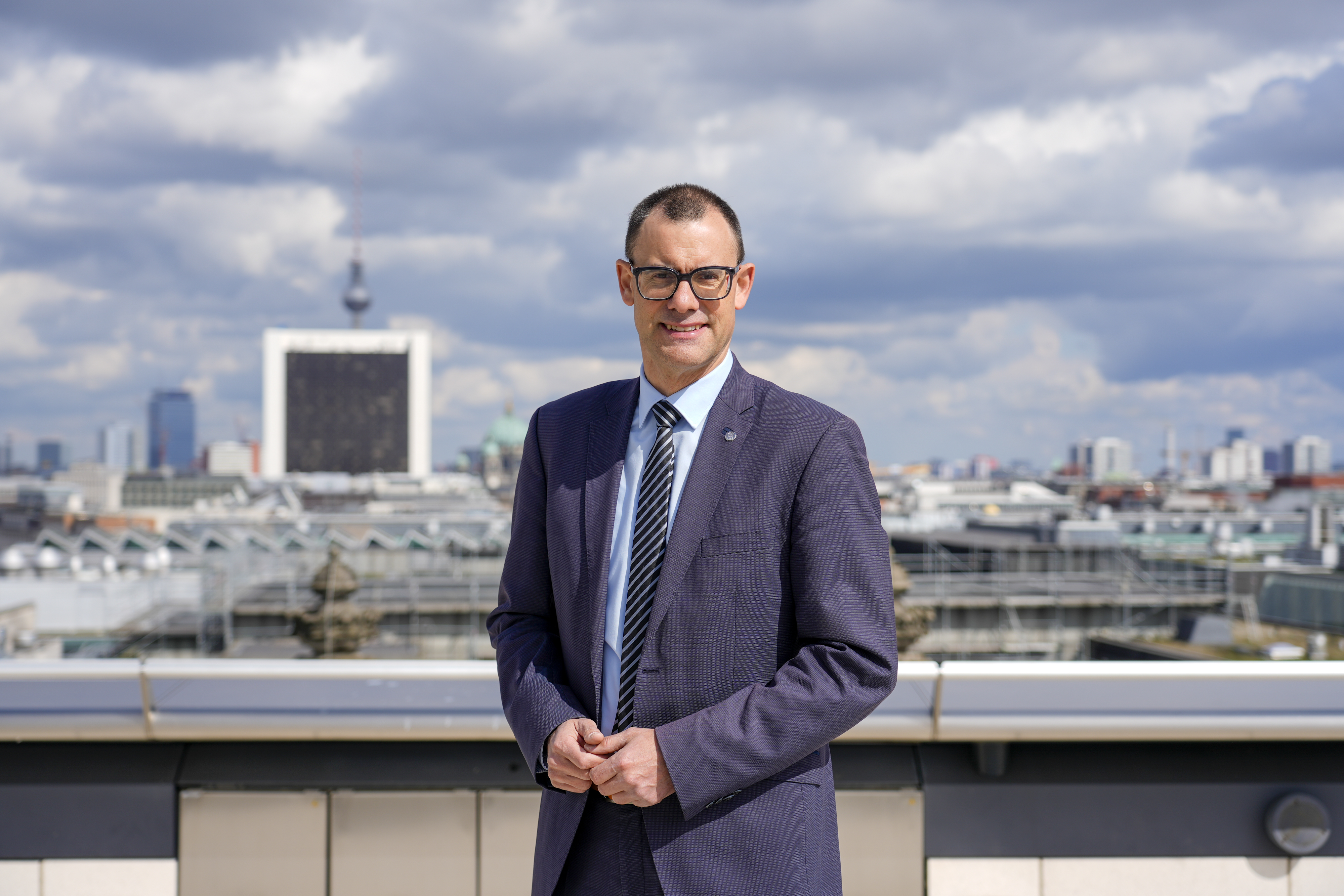 „Die jüngsten Ereignisse im Iran stellen uns vor große sicherheitspolitische Herausforderungen“