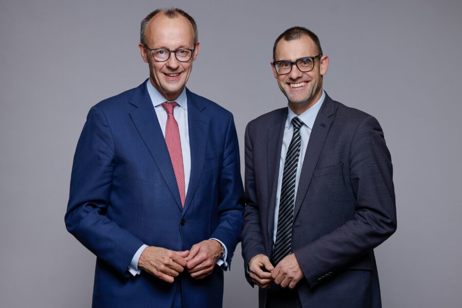 Der Koalitionsvertrag ist unterschrieben, der neue Bundeskanzler ist gewählt und vereidigt – Die Arbeit der neuen Bundesregierung kann beginnen