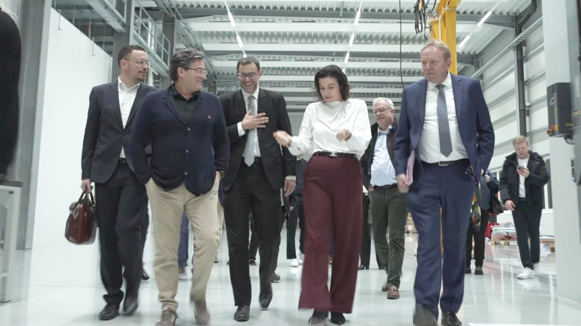 Bundesministerin Dorothee Bär und Ralph Edelhäußer MdB zu Gast bei der Toolcraft AG